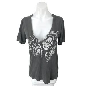 Truly Madly Deeply Fear No Evil Black Skull Print V-Neck Tee T-Shirt Top Size S
